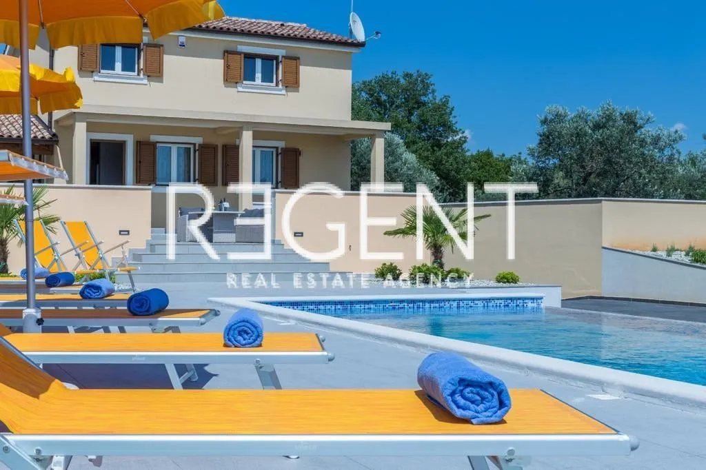 istra, fažana- vila s bazenom 180 m2 - slika 15