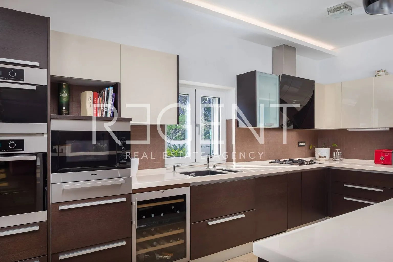 šibenik - prekrasna luksuzna vila uz more 1000 m2 - slika 43