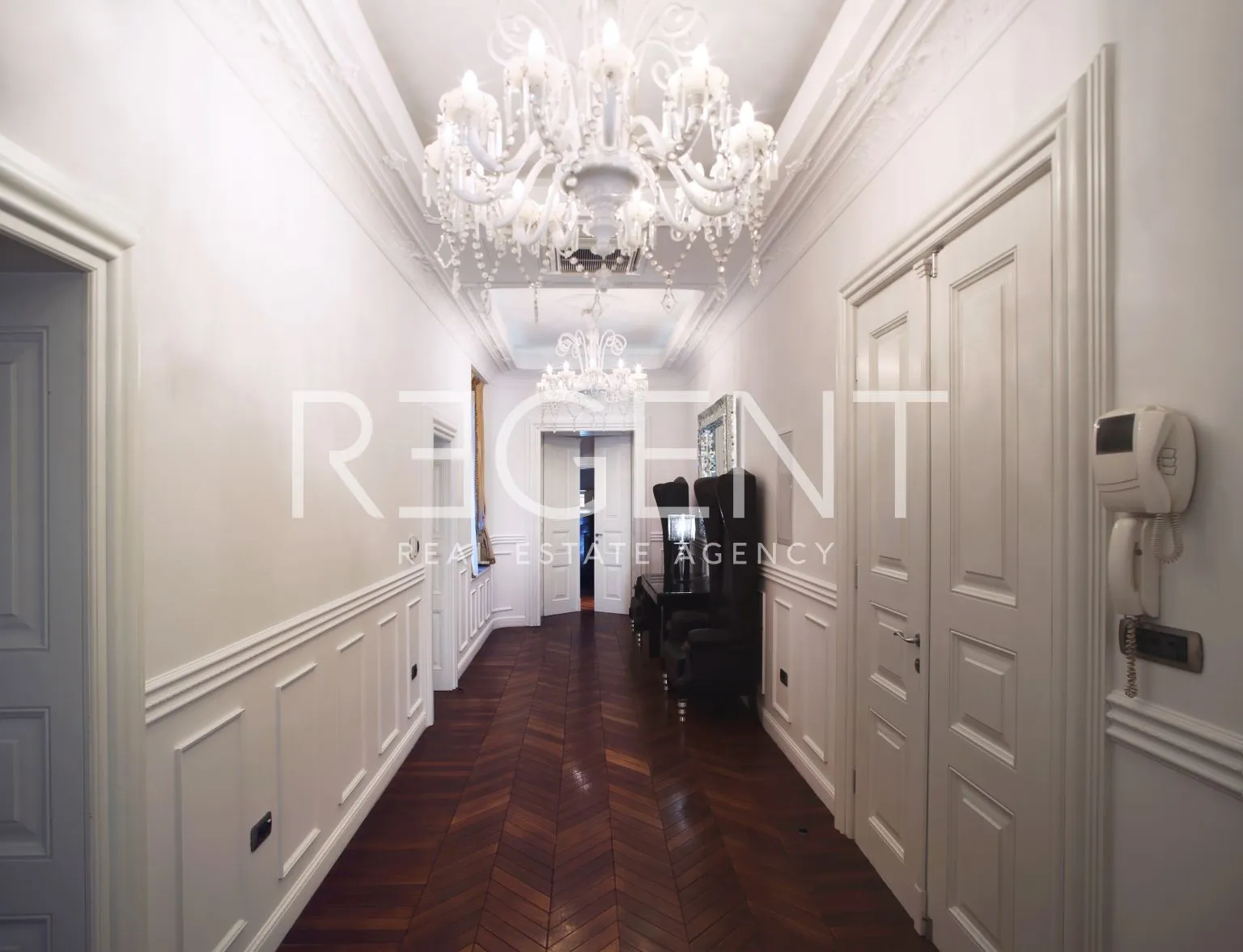 zagreb, donji grad, marulićev trg – luksuzan ured od 280 m² - slika 12