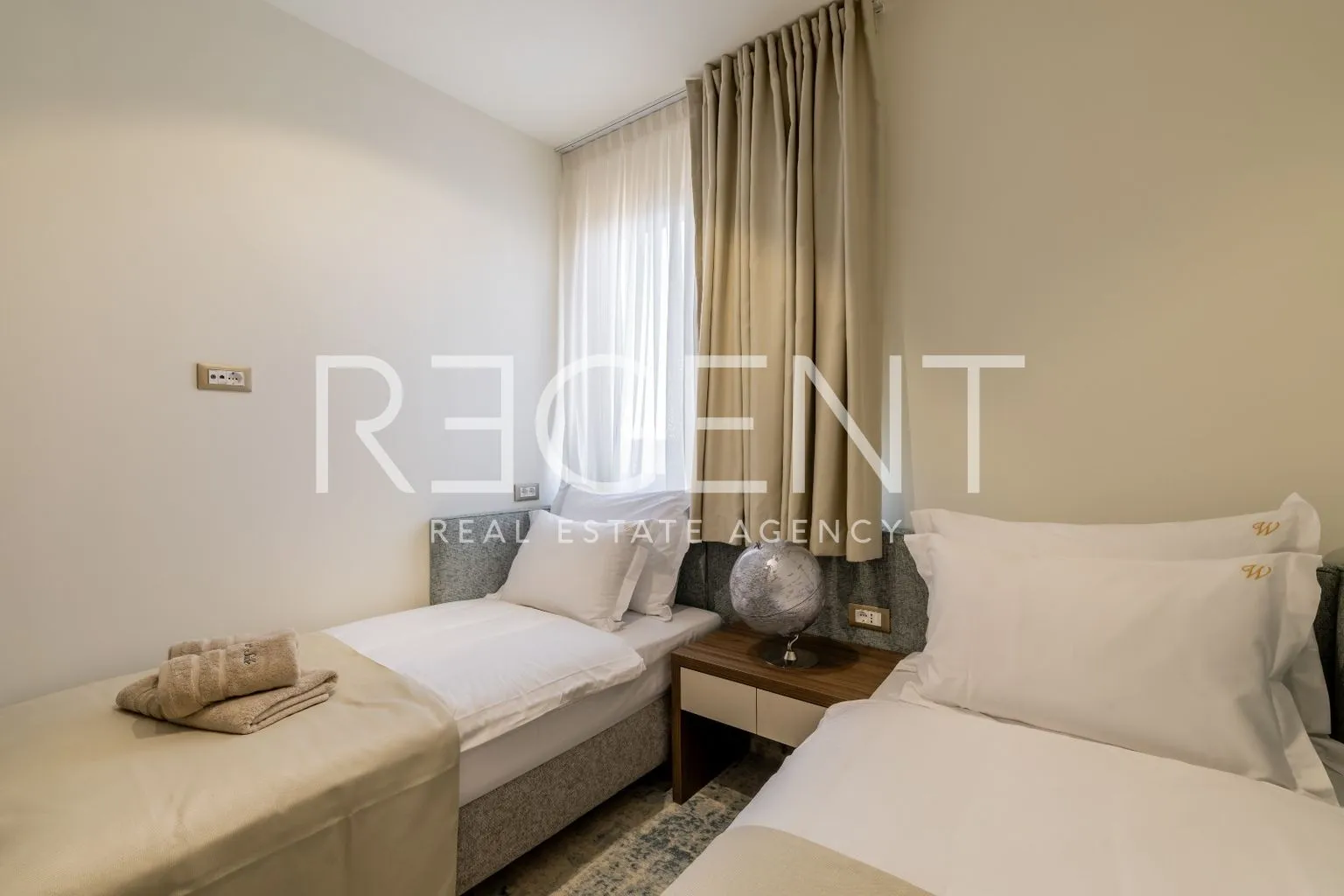split, kaštel lukšić - luksuzni penthouse 110 m2 s terasom - slika 24