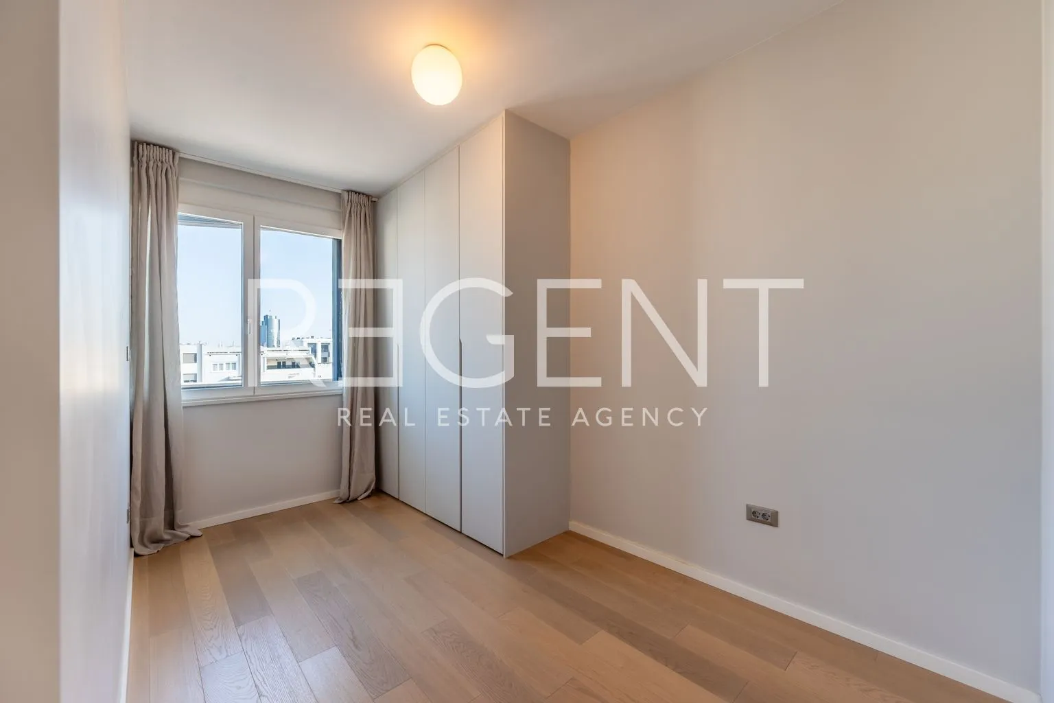 zagreb, trešnjevka - dizajnerski penthouse s velikom garažom - slika 12