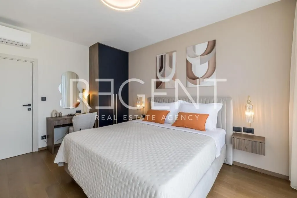 dugi rat - vila 300 m², bazen, sauna ,pogled na more - slika 18
