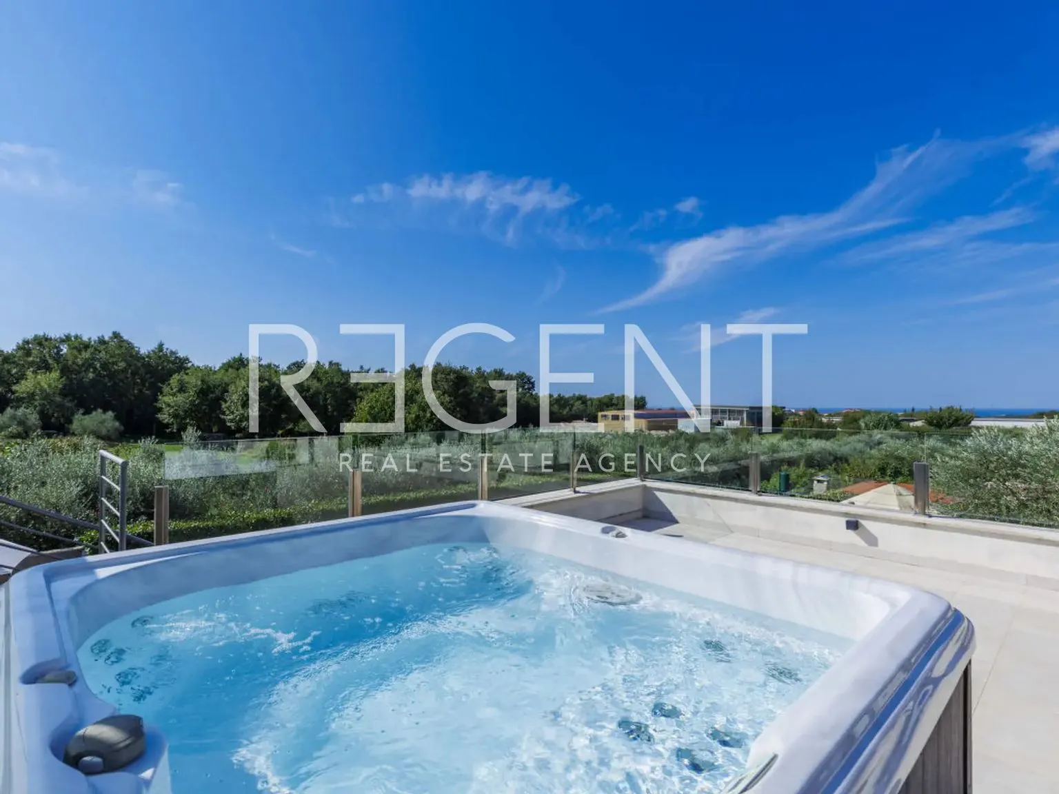 istra, novigrad - atraktivna vila s bazenom 250 m2 - slika 3