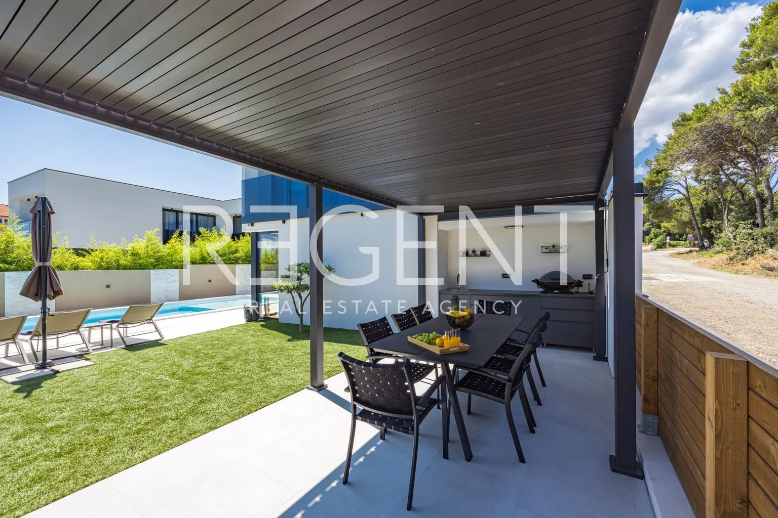 istra, medulin - prekrasna moderna vila 220 m2 - slika 30