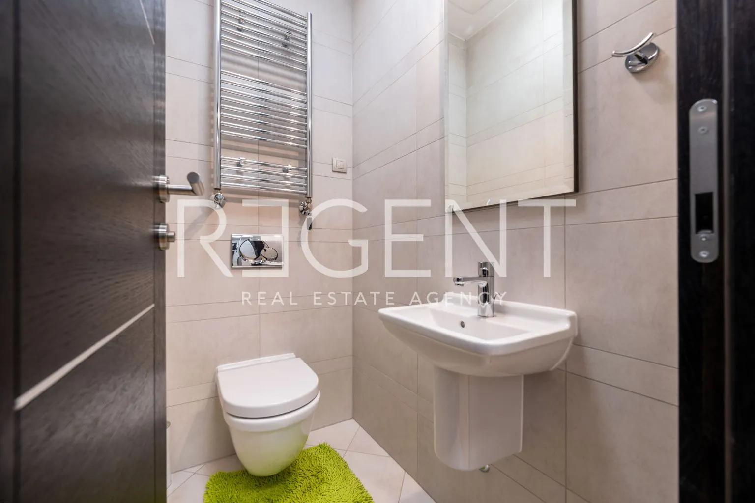 zagreb, srebrnjak – uređen trosoban penthouse za najam - slika 10