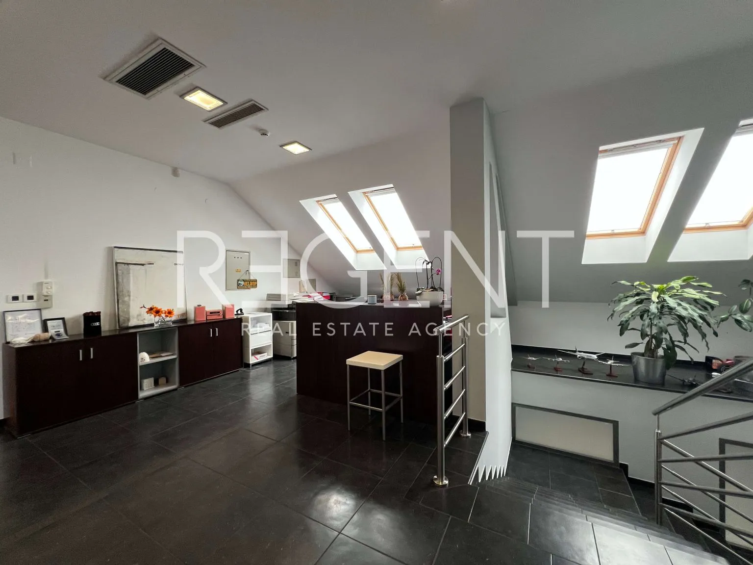 zagreb, žitnjak – poslovni prostor 600 m² za najam - slika 11