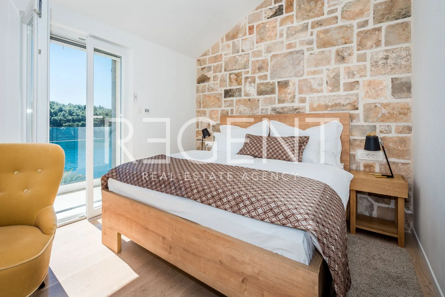 milna, brač – luksuzna vila prvi red do mora s bazenom - slika 38