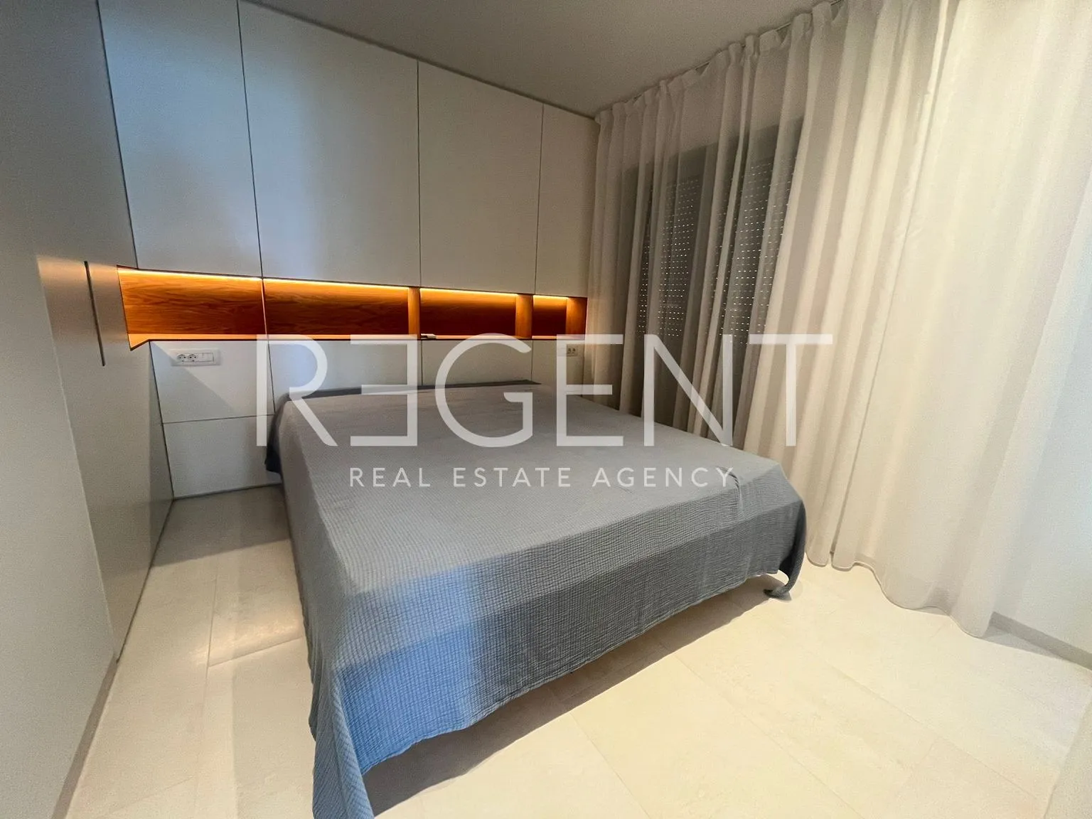 zadar, sukošan - luksuzan penthouse prvi red do mora - slika 17