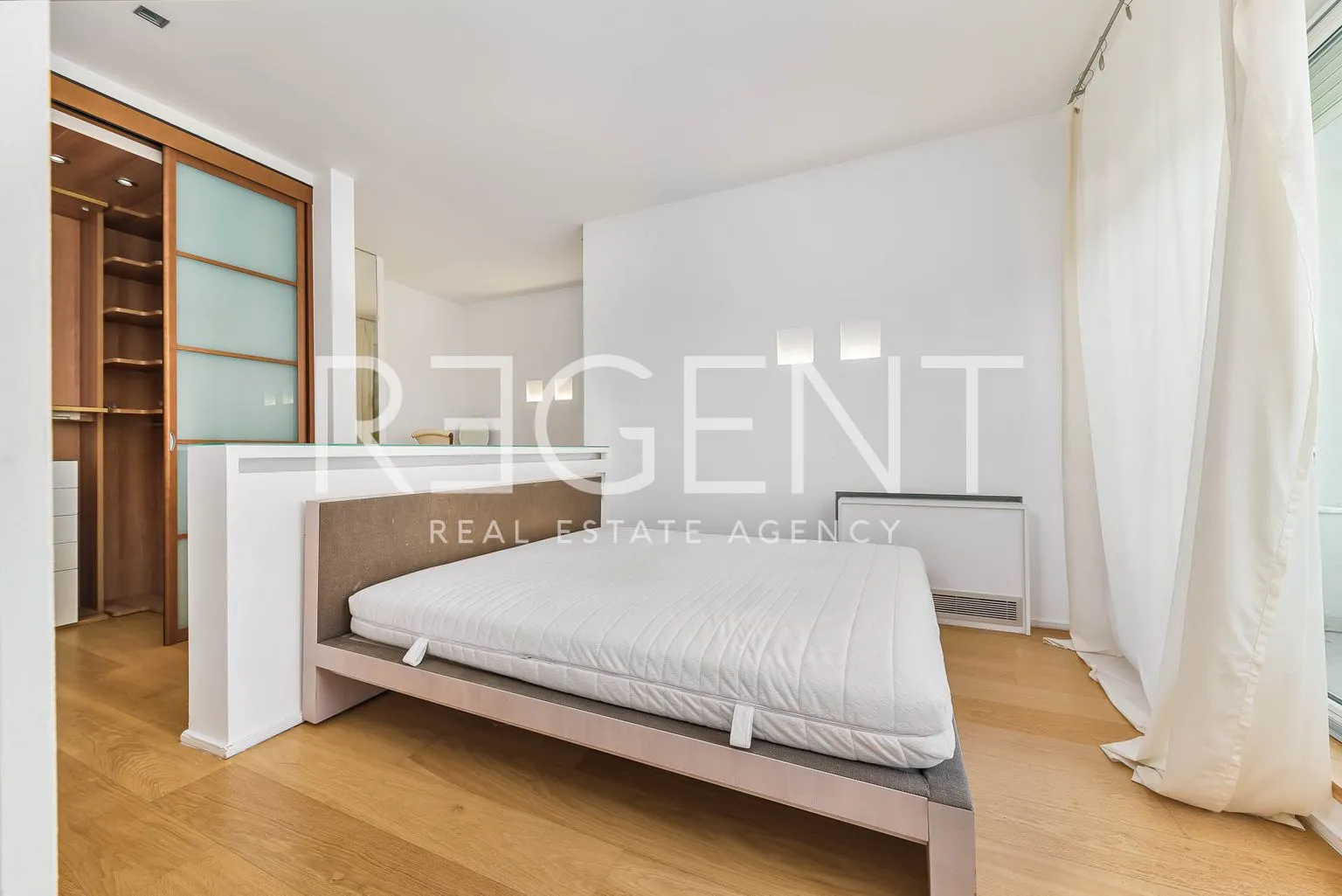 zagreb, pantovčak - luksuzan dvoetažni penthouse 277 m2 najam - slika 3