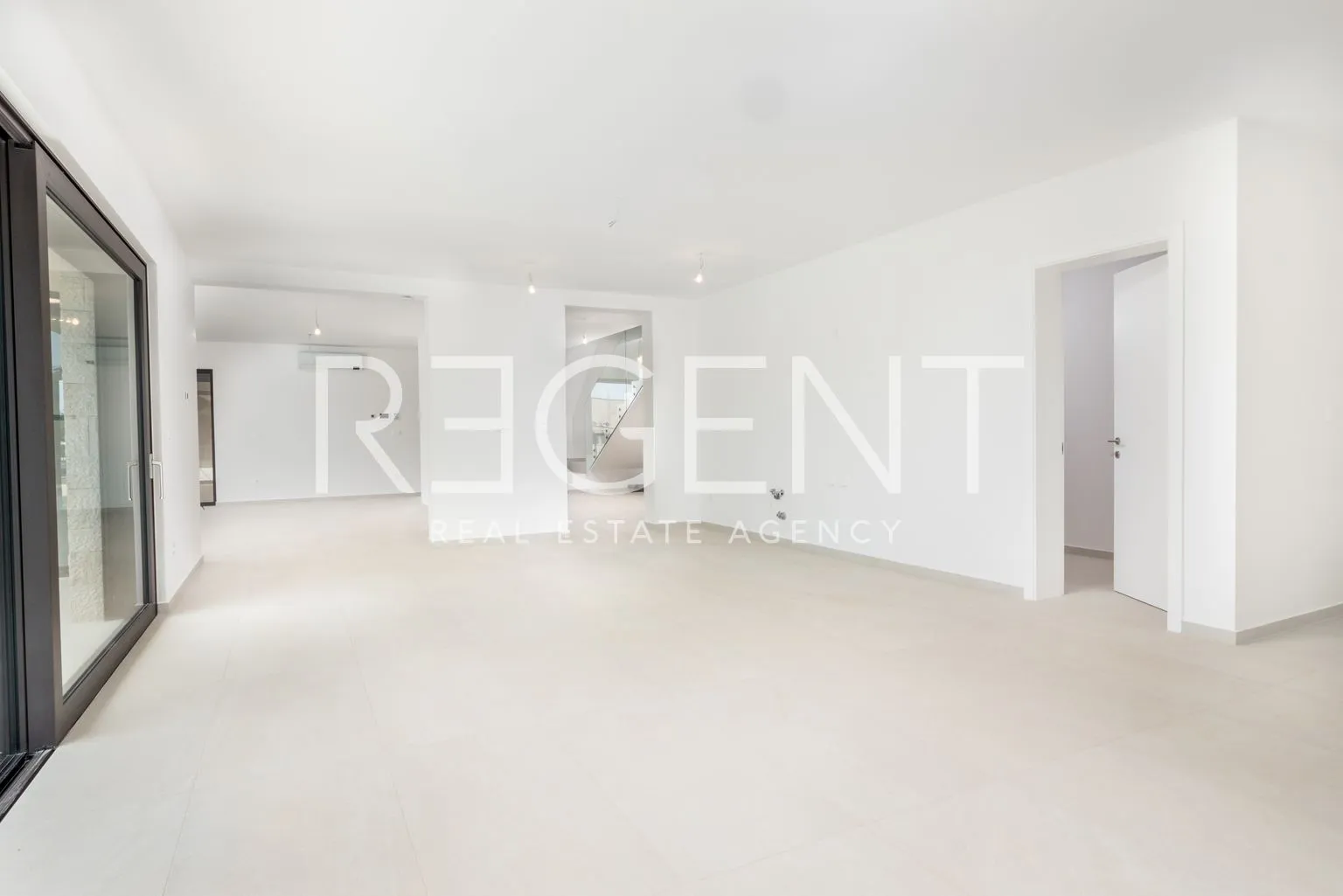 istra, labinci - luksuzna vila s bazenom 303,34 m2 - slika 9