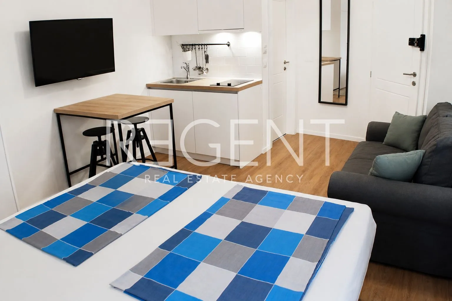 šibenik, centar – potpuno uređena kuća s 4 apartmana - slika 3