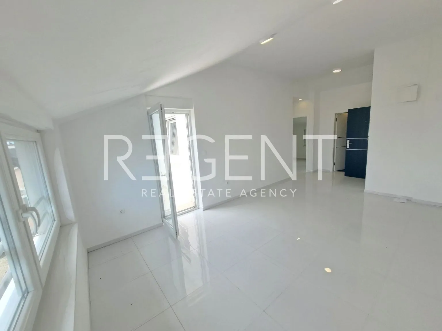 crikvenica - trosoban stan 50 m2 novogradnja - slika 13