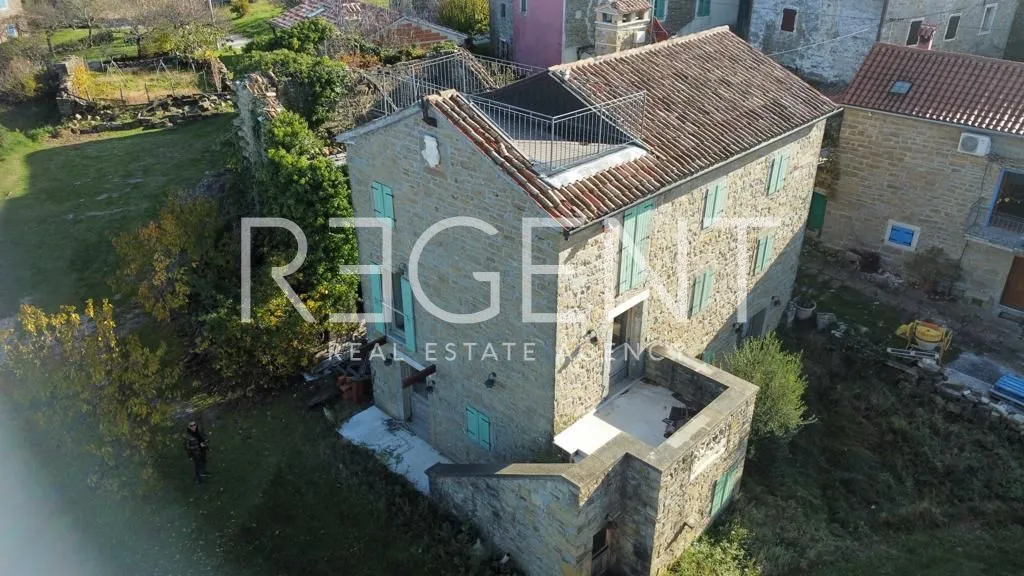 istra, brič - prekrasna kamena kuća 270 m2 - slika 4