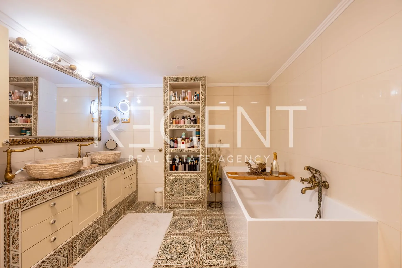 zagreb, vrbani iii - luksuzan penthouse prvi red do jezera - slika 14