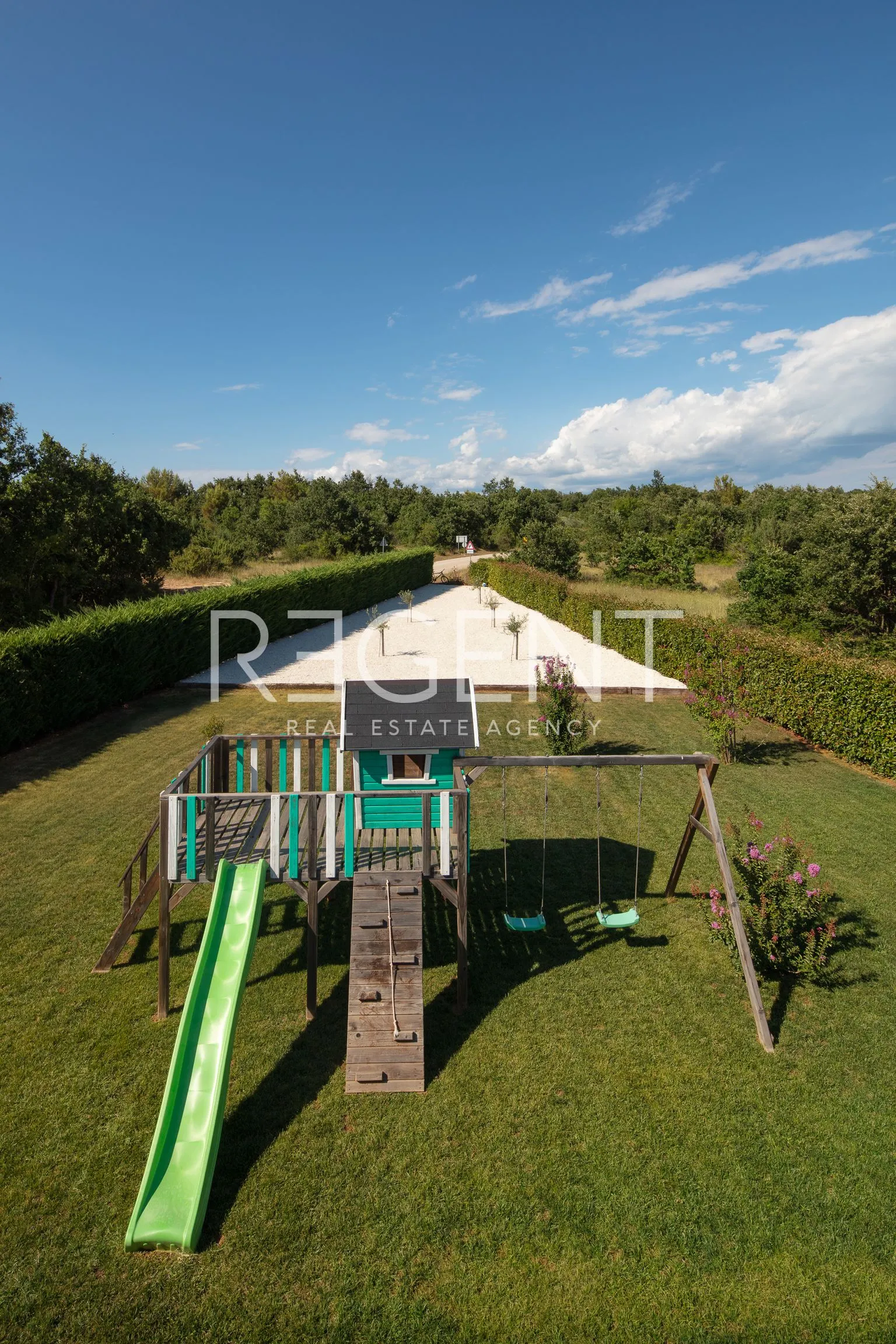 vila 250 m², vodnjan-okolica — bazen 78 m², okućnica 1600m2 - slika 19