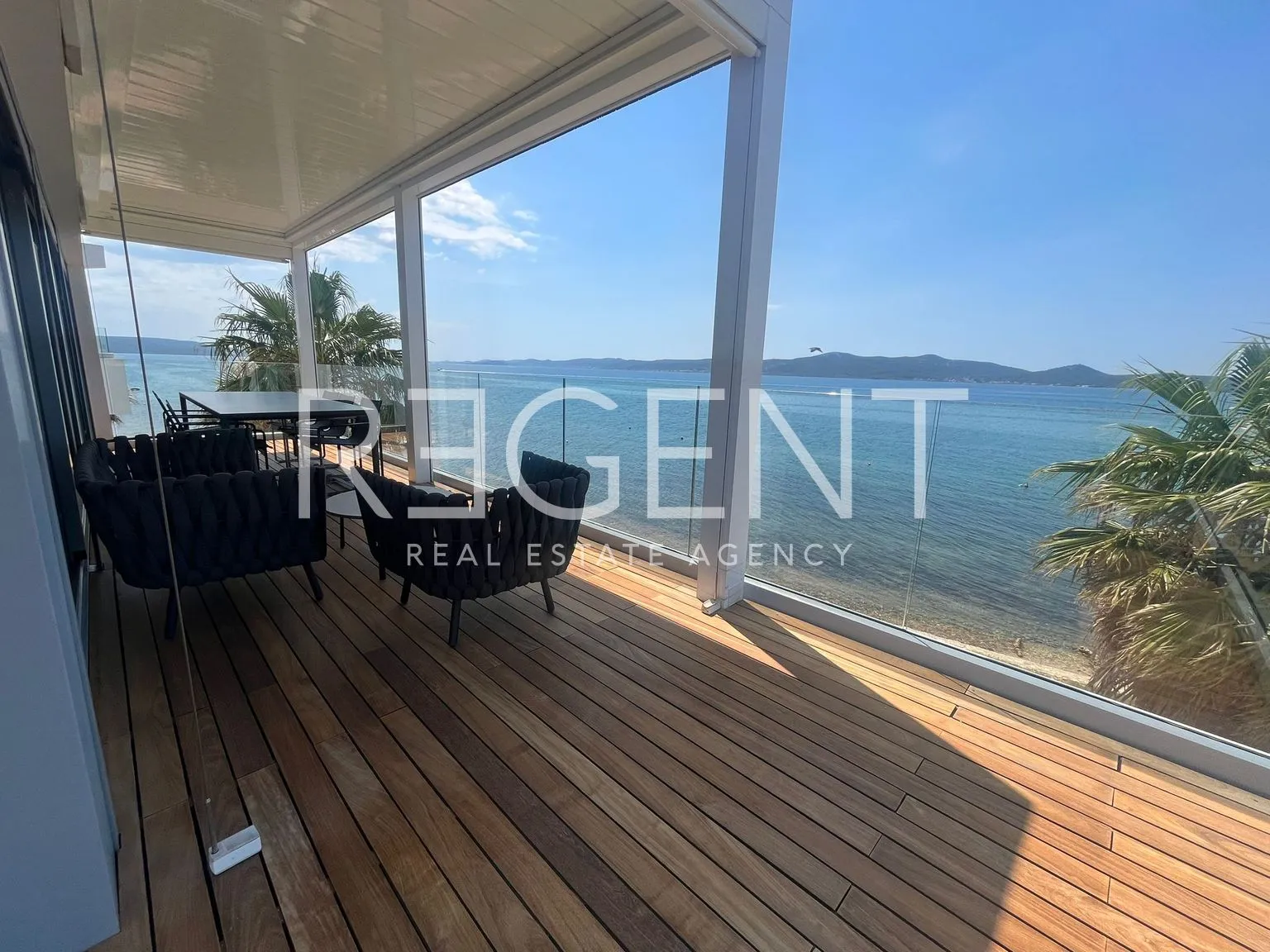 zadar, sukošan - luksuzan penthouse prvi red do mora - slika 25