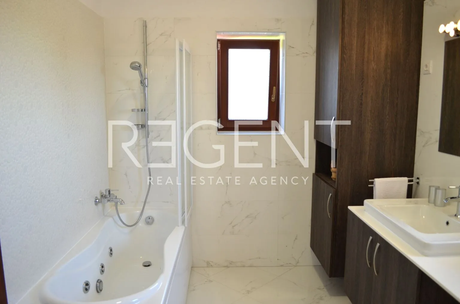 istra, sveti lovreč - autentična kamena vila 280 m2 - slika 16