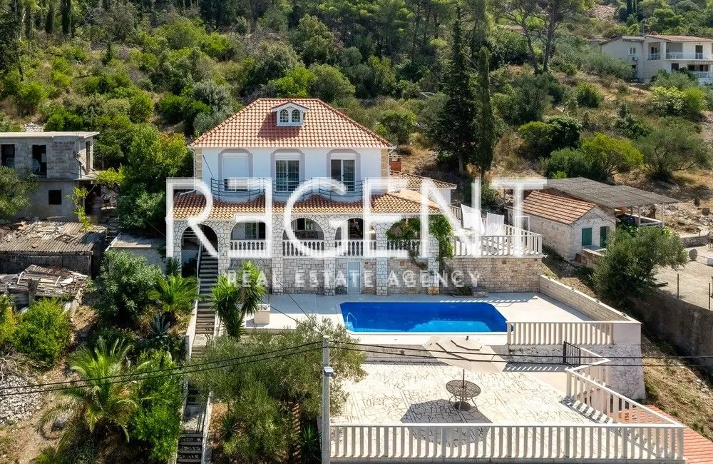 šolta, rogač - mediteranska vila prvi red uz more 264 m2 ekskluzivna prodaja - slika 21