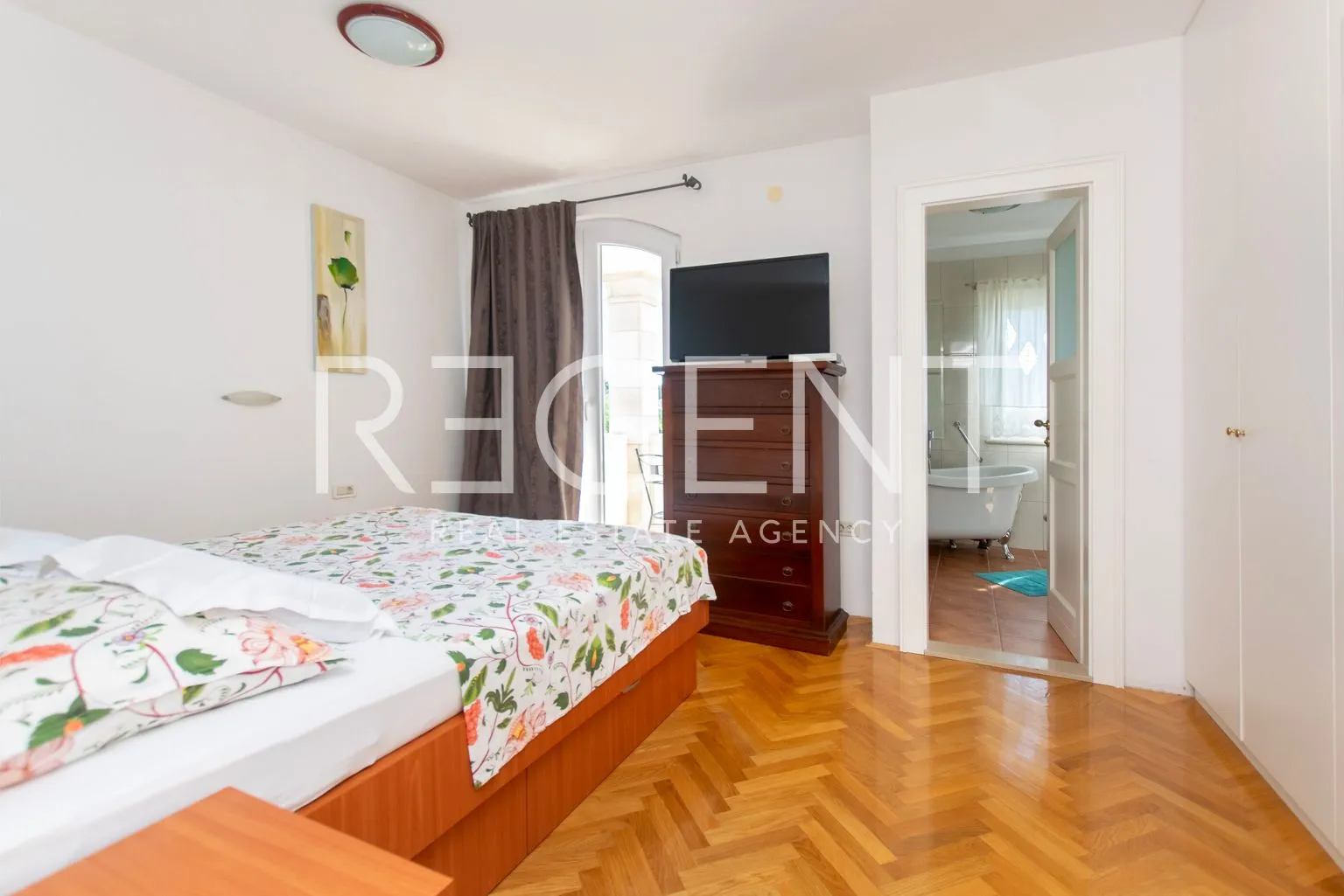 brač, mirca- kamena vila s pogledom na more - slika 17