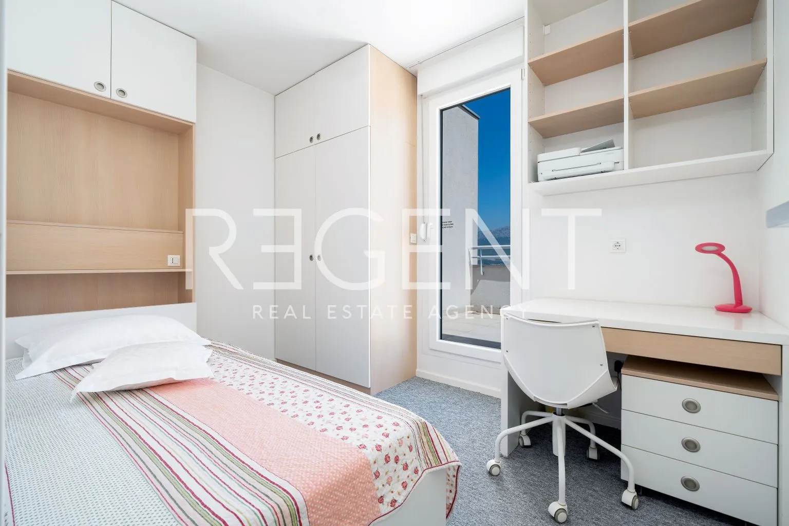split, dragovode - luksuzan penthouse s terasom i pogledom na more 103 m2 - slika 8