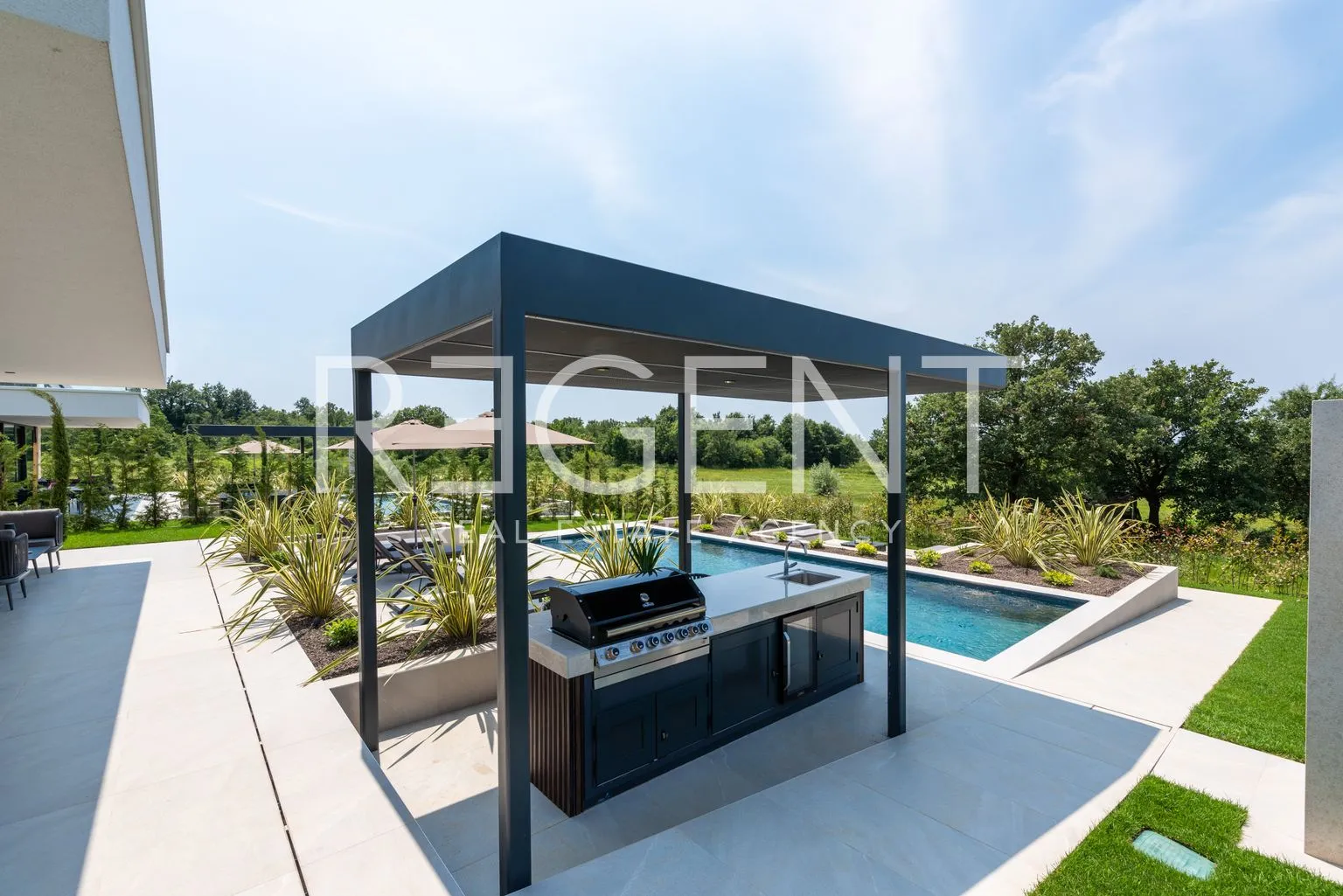 istra, poreč – dizajnerska vila s pogledom na more 310 m2 - slika 13