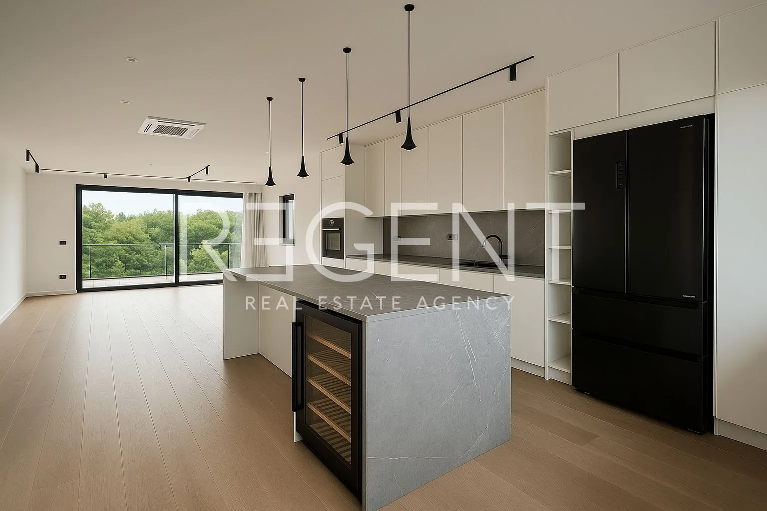 Zagreb, Pantovčak – Luksuzni četverosoban penthouse 131m2 najam