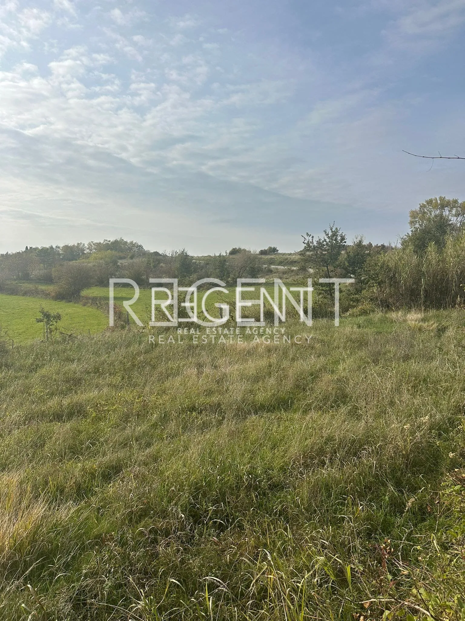 istra, oprtalj – građevinsko zemljišto s projektom - slika 11