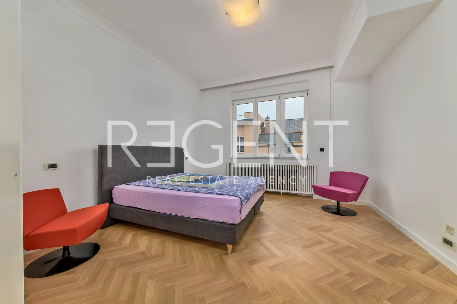 zagreb, trg bana josipa jelačića - četverosoban stan 160 m2 najam - slika 8