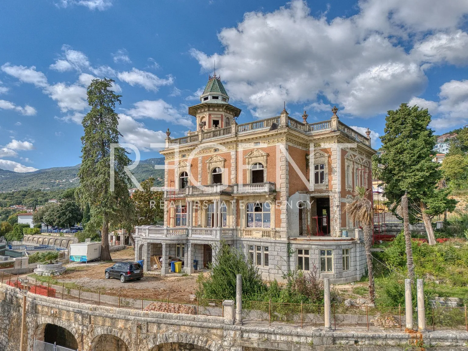 ičići, opatijska rivijera – povijesna vila s pogledom na more - slika 11