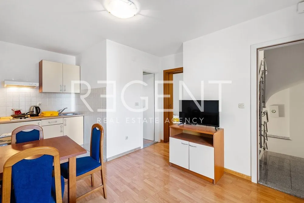 makarska, centar - apartmanska kuća u blizini centra bruto površine 186 m2 - slika 4