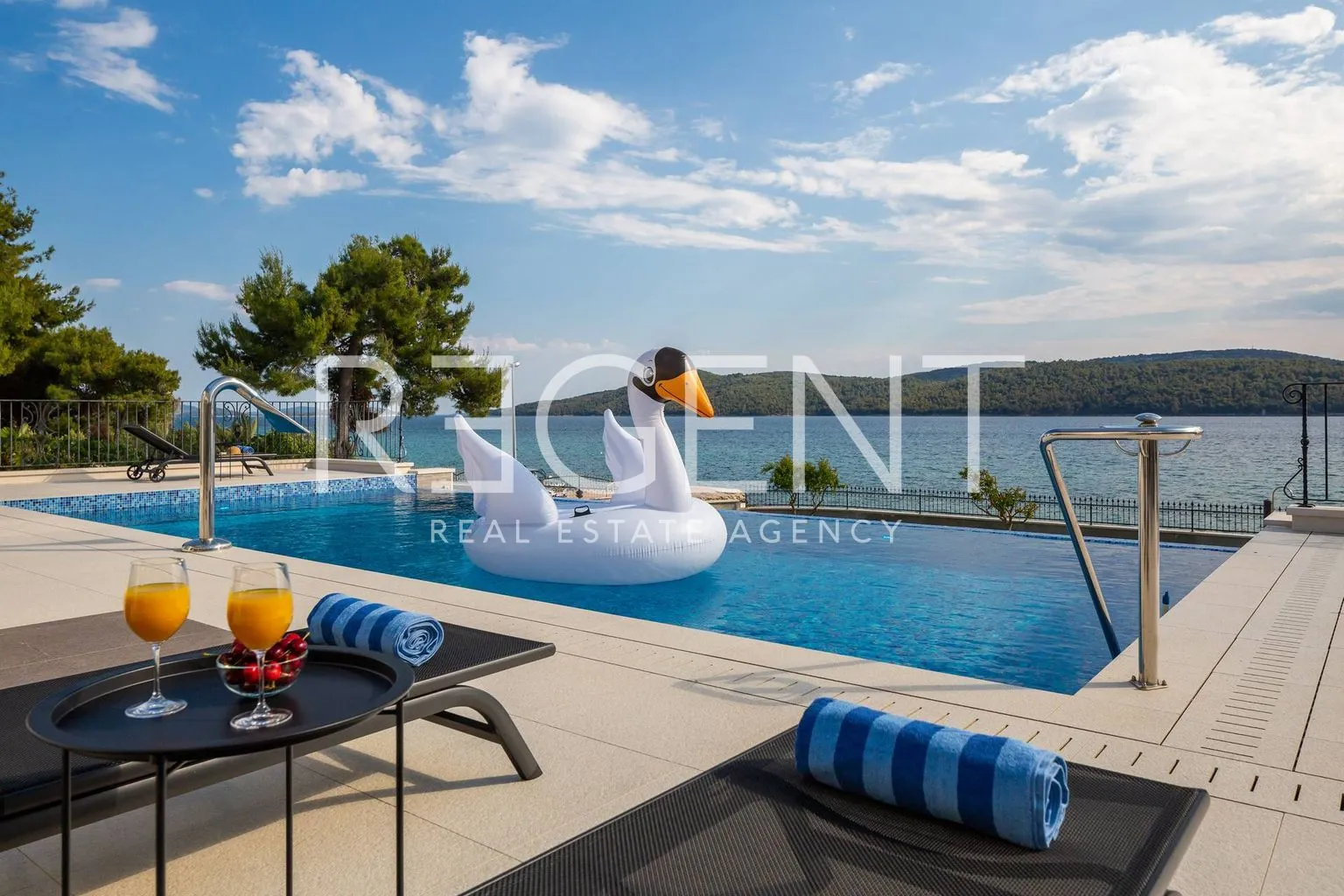 šibenik - prekrasna luksuzna vila uz more 1000 m2 - slika 73