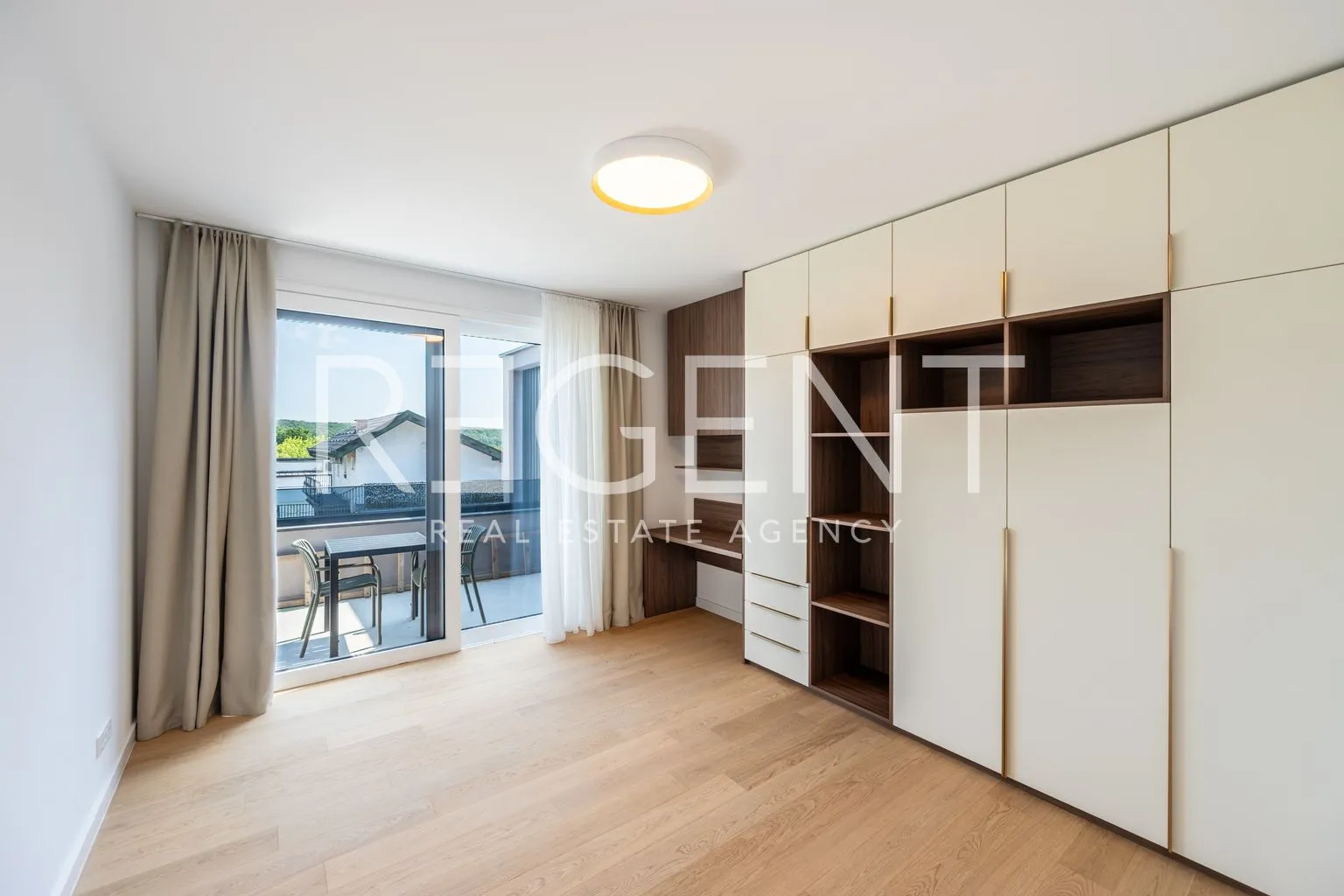 vila 240 m² na najam, gornji bukovac — bazen, garaža - slika 11