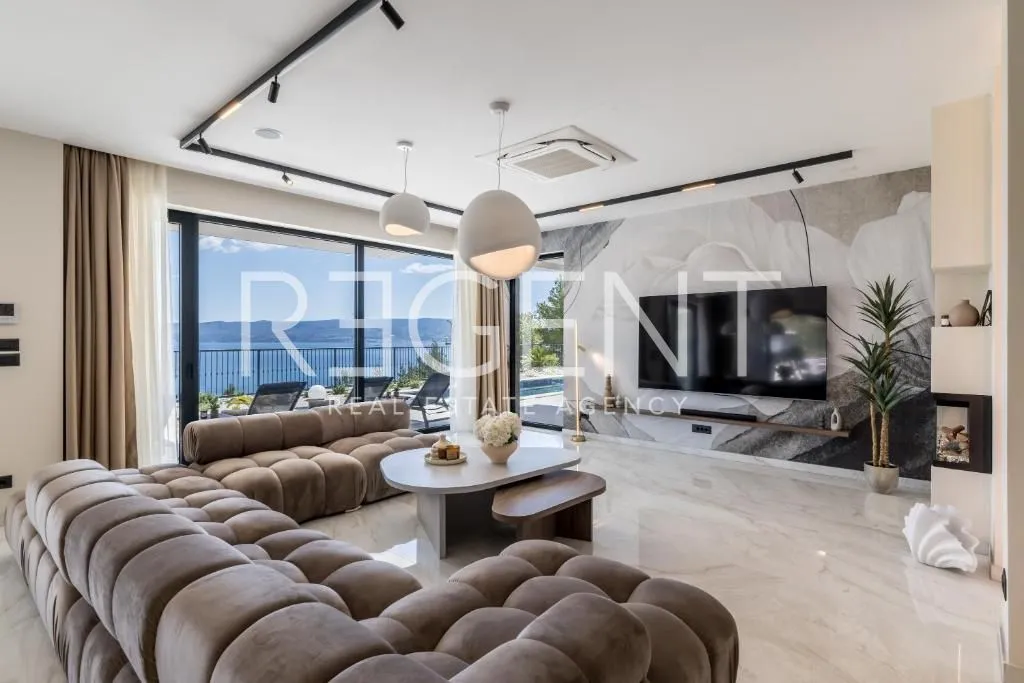 dugi rat - vila 300 m², bazen, sauna ,pogled na more - slika 2