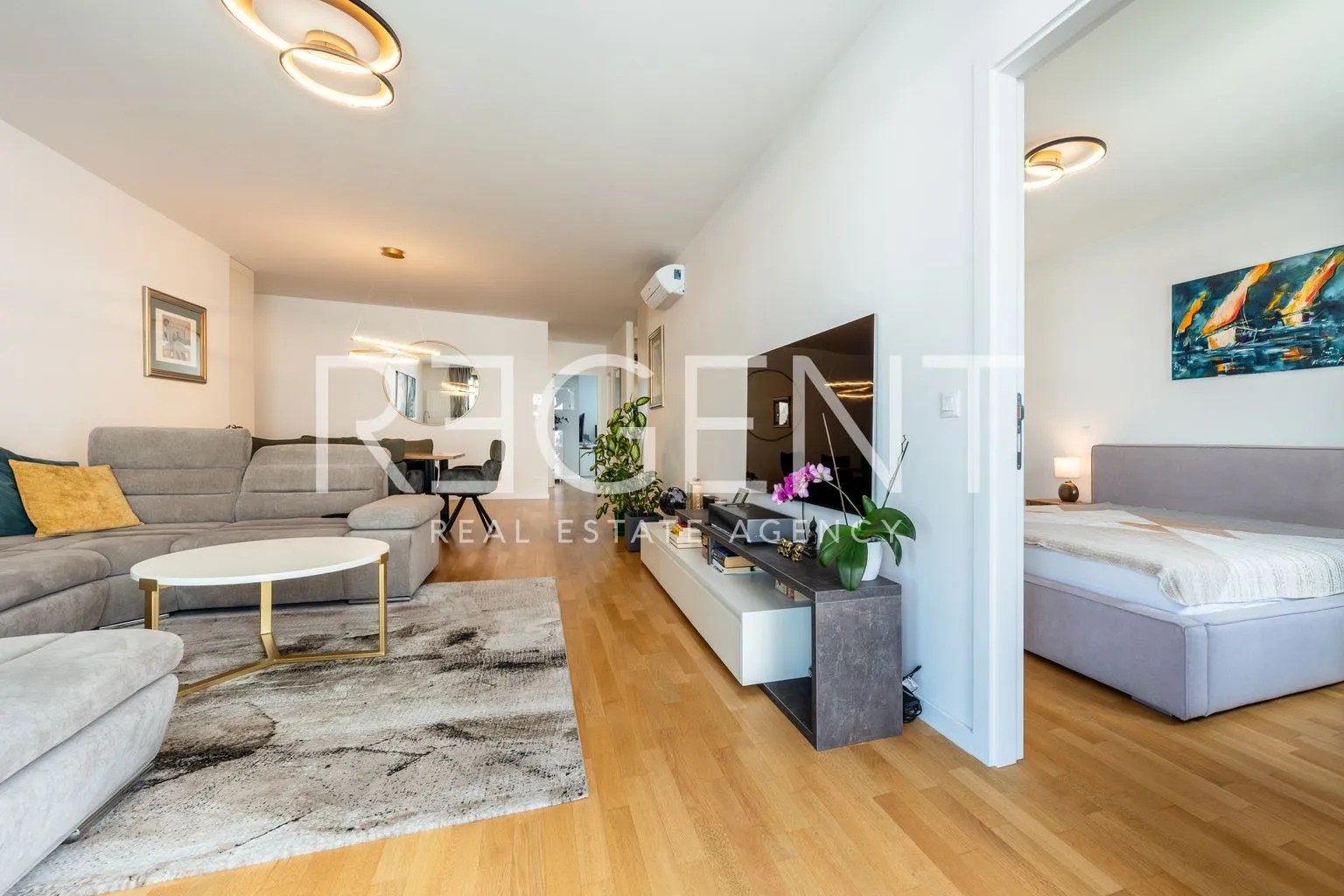 stan 112 m², vrbani — 3 spavaće sobe, balkon, 2 garaže - slika 3