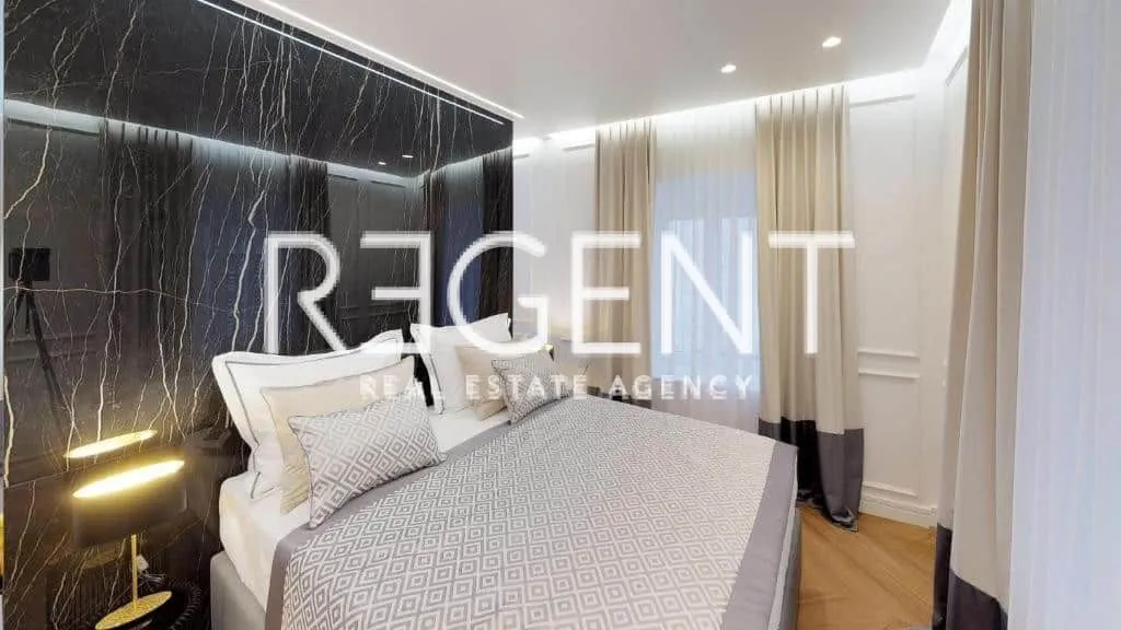 split, centar - dioklecijanova palača dva studio apartmana 65 m2 - slika 10