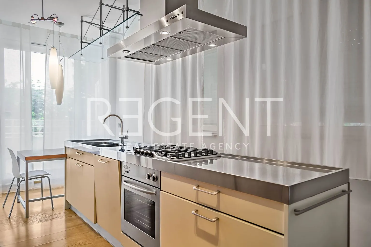 zagreb, pantovčak - luksuzan dvoetažni penthouse 277 m2 najam - slika 4
