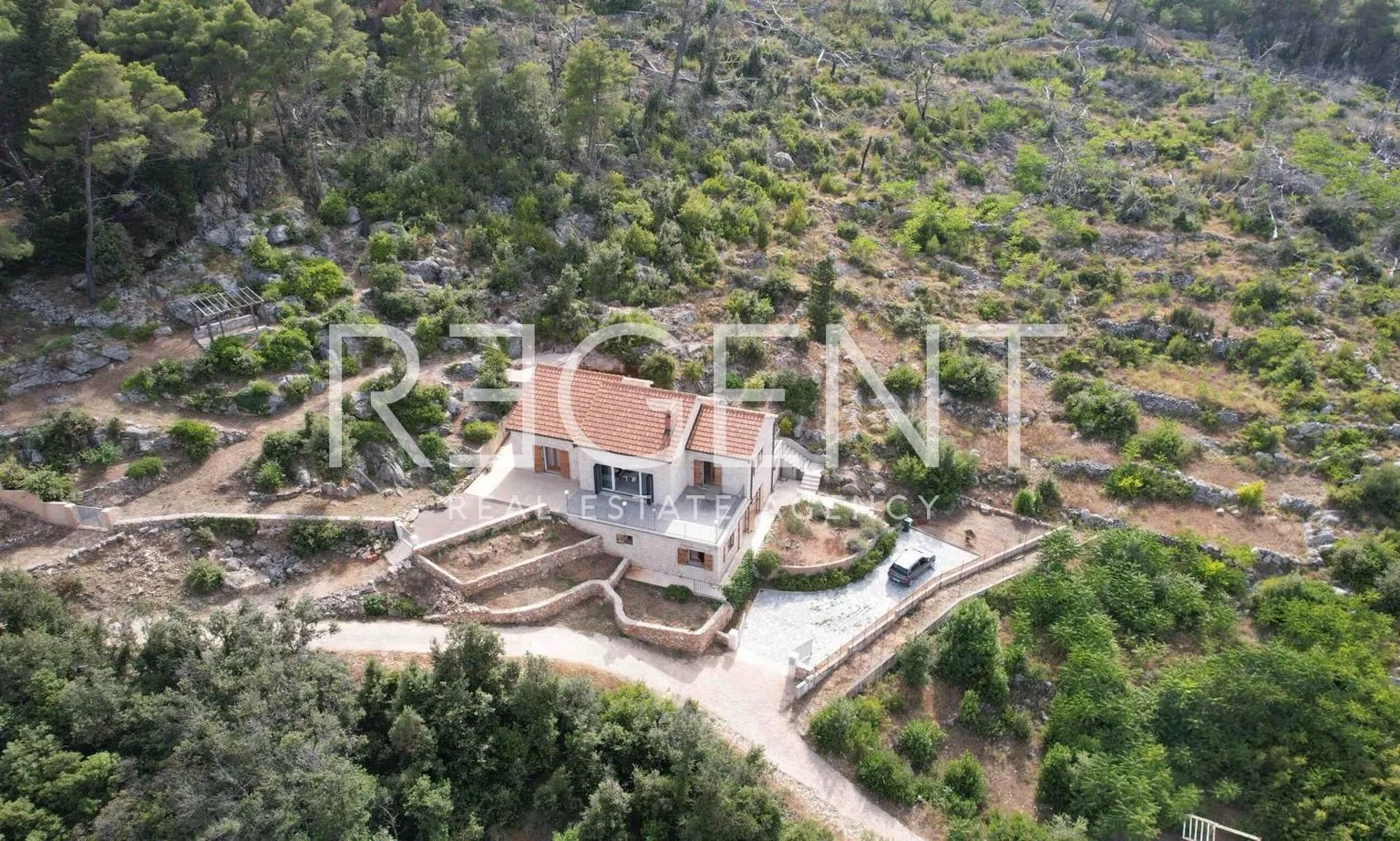hvar, vrbanj – prostrana kamena kuća s apartmanom - slika 3