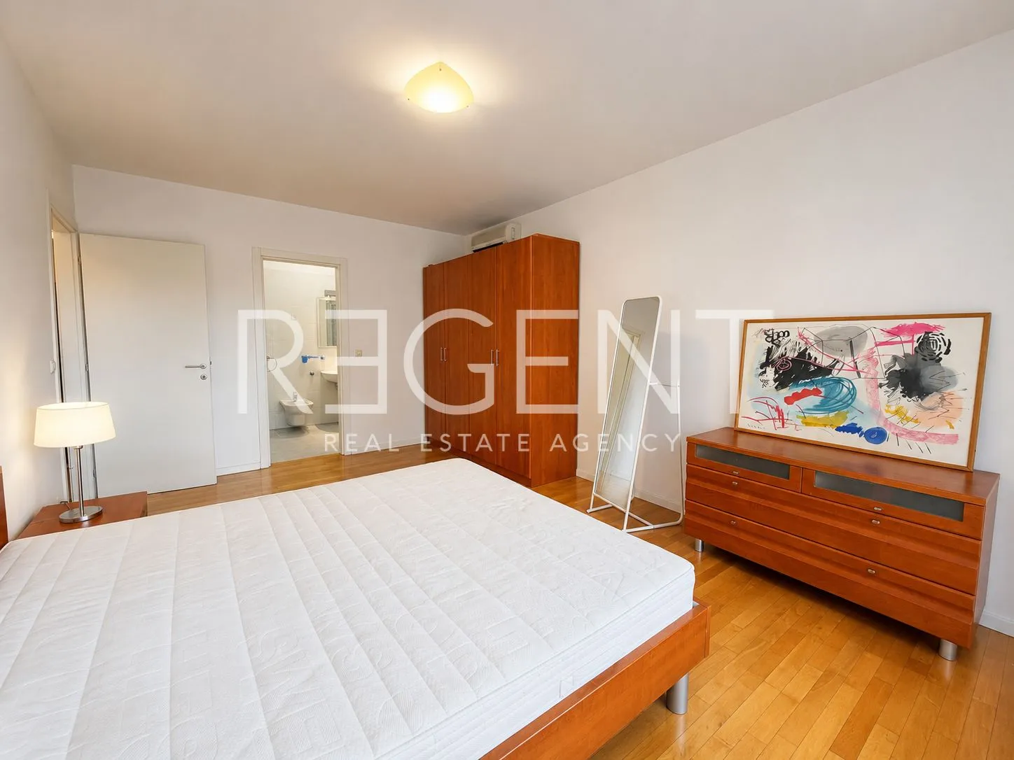 stan 145 m², centar zagreb — 2 terase, parking, namješten - slika 8