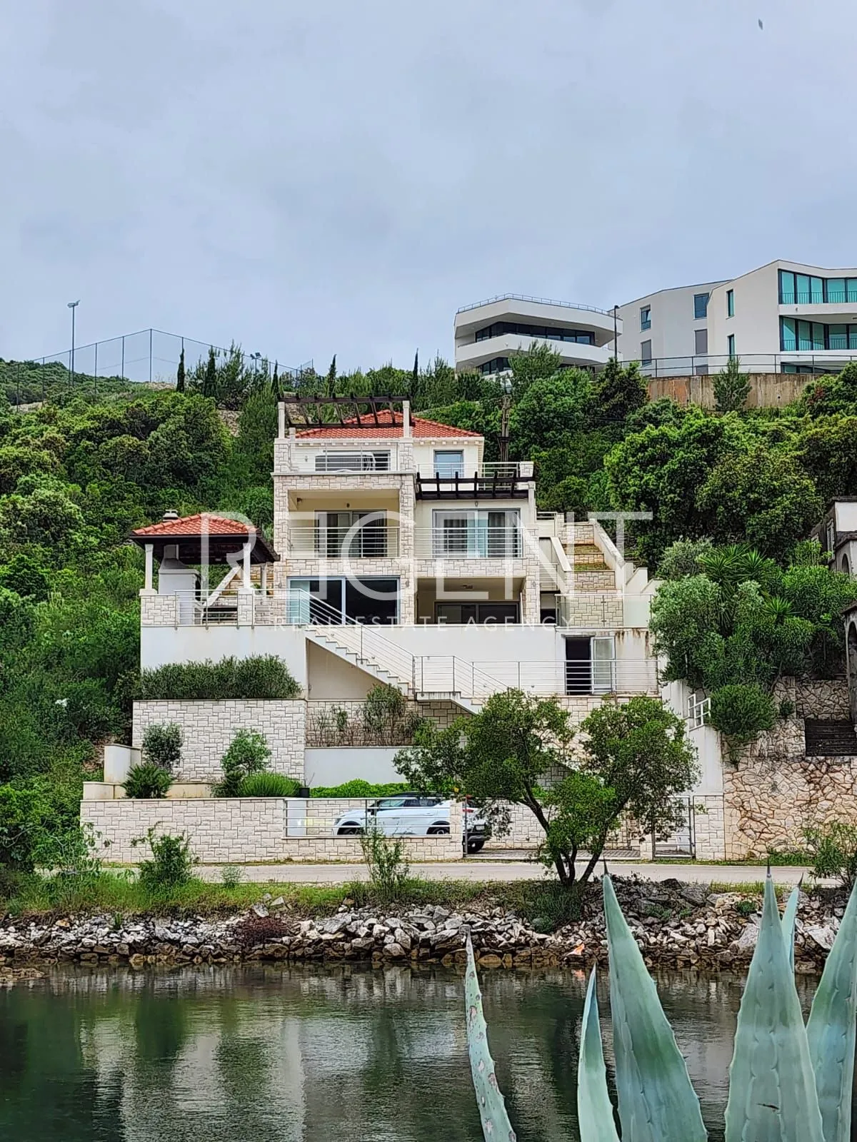 Korčula, Žrnovo - Vila prvi red uz more 280 m2 - Žrnovo, Korčula