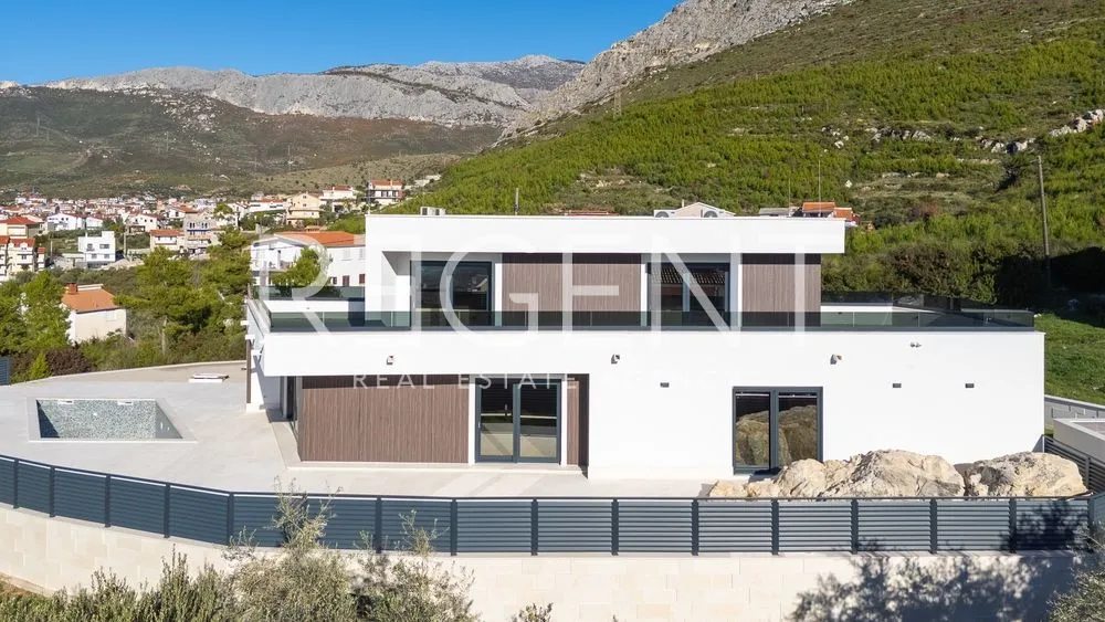 split, strožanac - moderna vila s pogledom na more, bazenom i pomoćnim objektom 50 m2 - slika 21