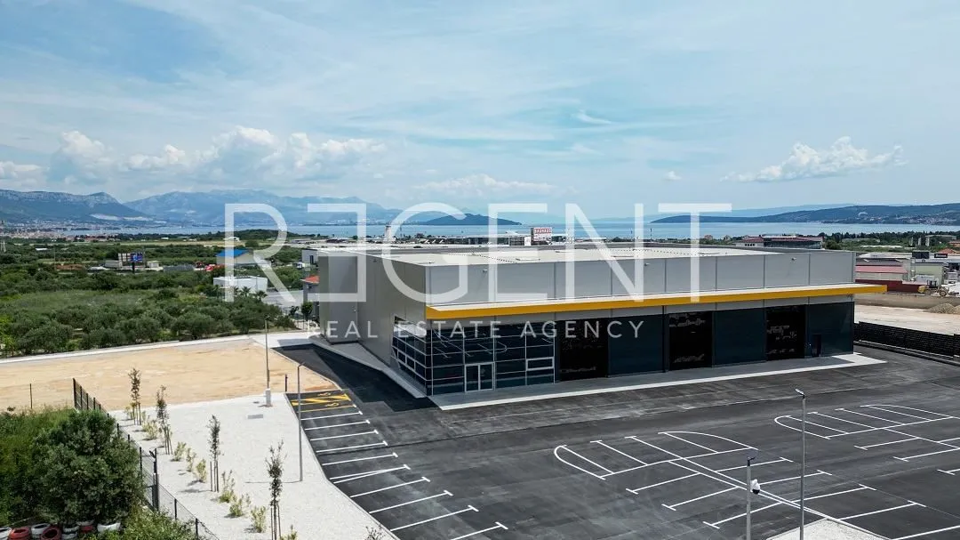 trogir, plano - trgovačko-prodajno skladište 1600 m2 - slika 10