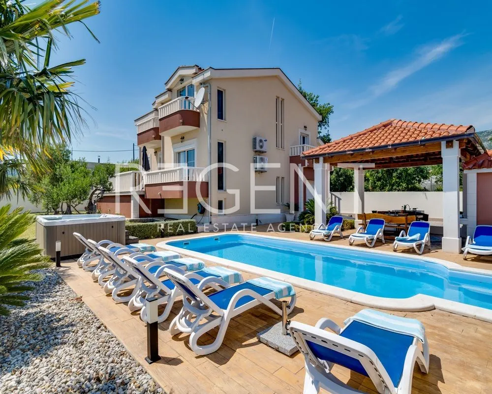 split, kaštela - vila s bazenom i pogledom na more 333 m2 - slika 5