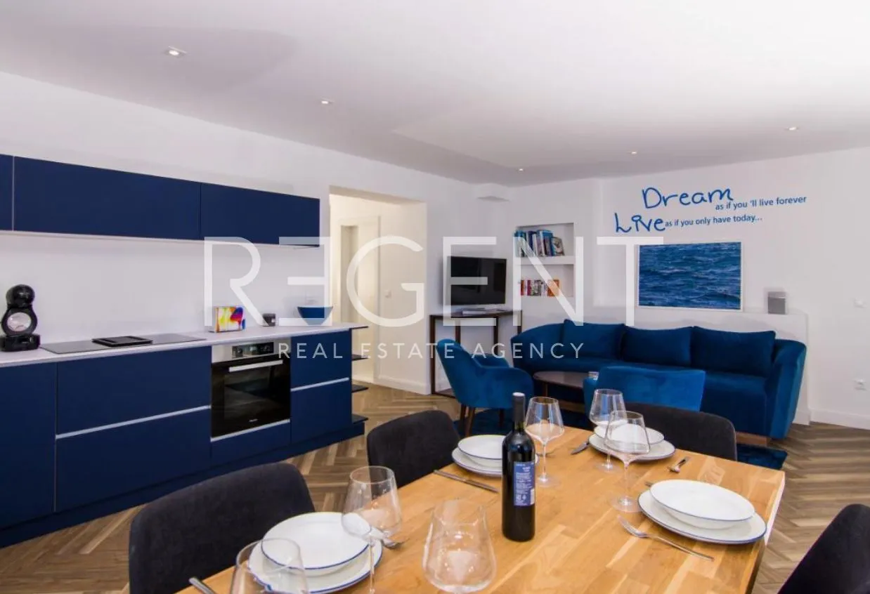 trogir - moderan, peterosobni penthouse s terasom i pogledom na more 185 m2 - slika 6