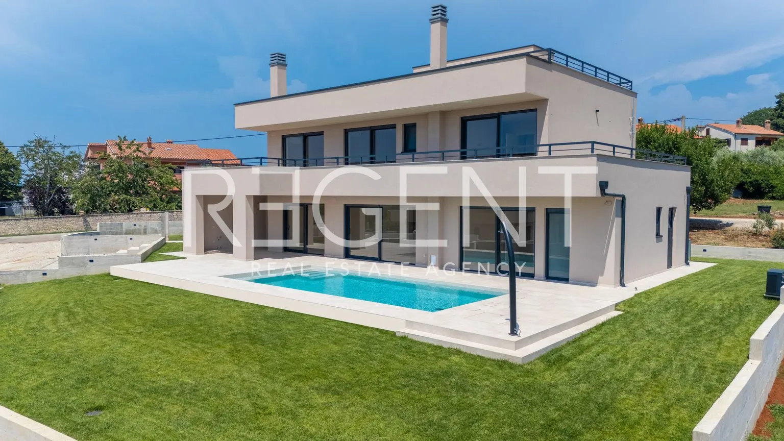 Poreč – Moderna vila s krovnom terasom - Baderna, Poreč