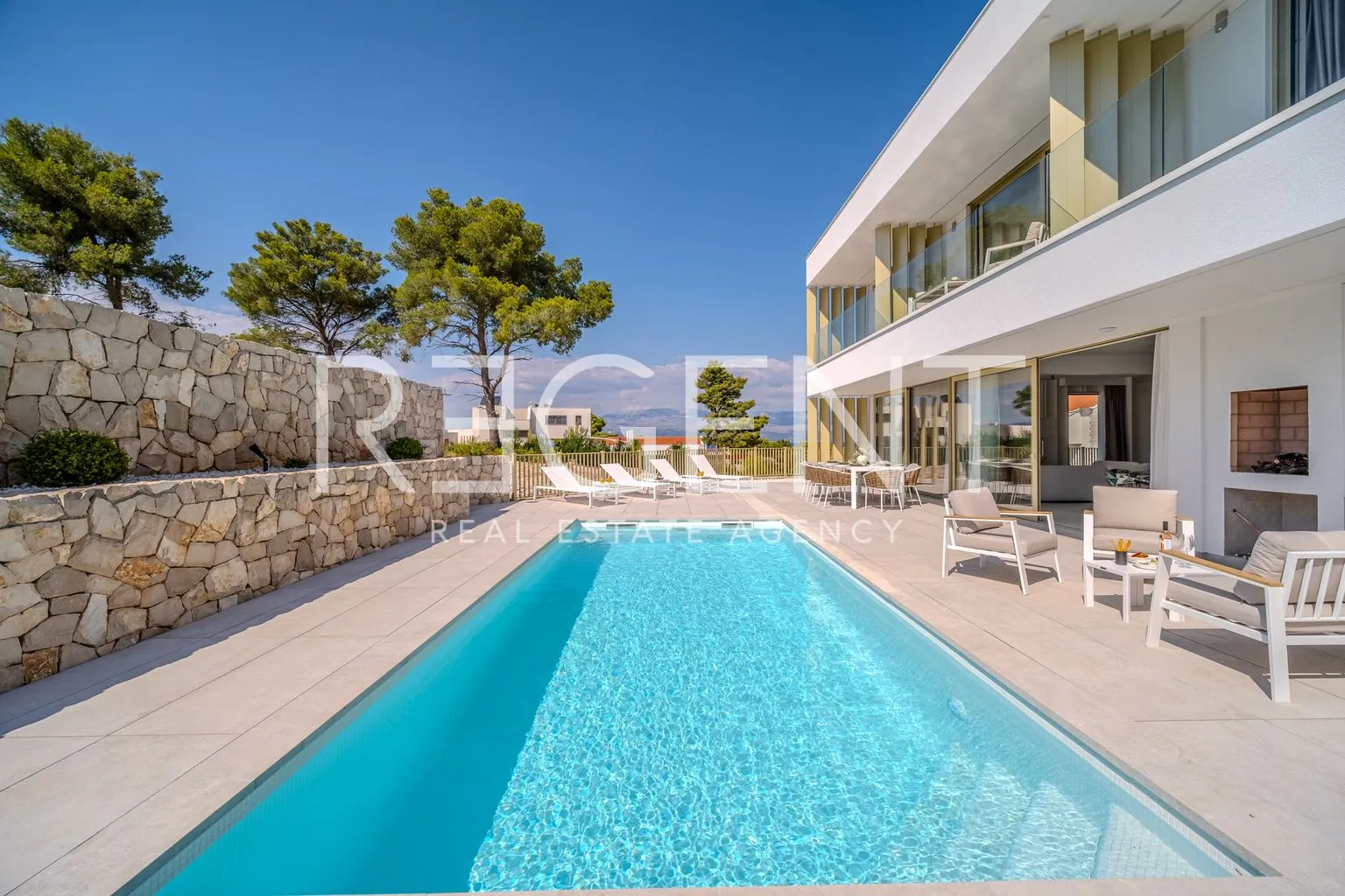 brač, sutivan - predivna vila u blizini mora 274m2 - slika 3