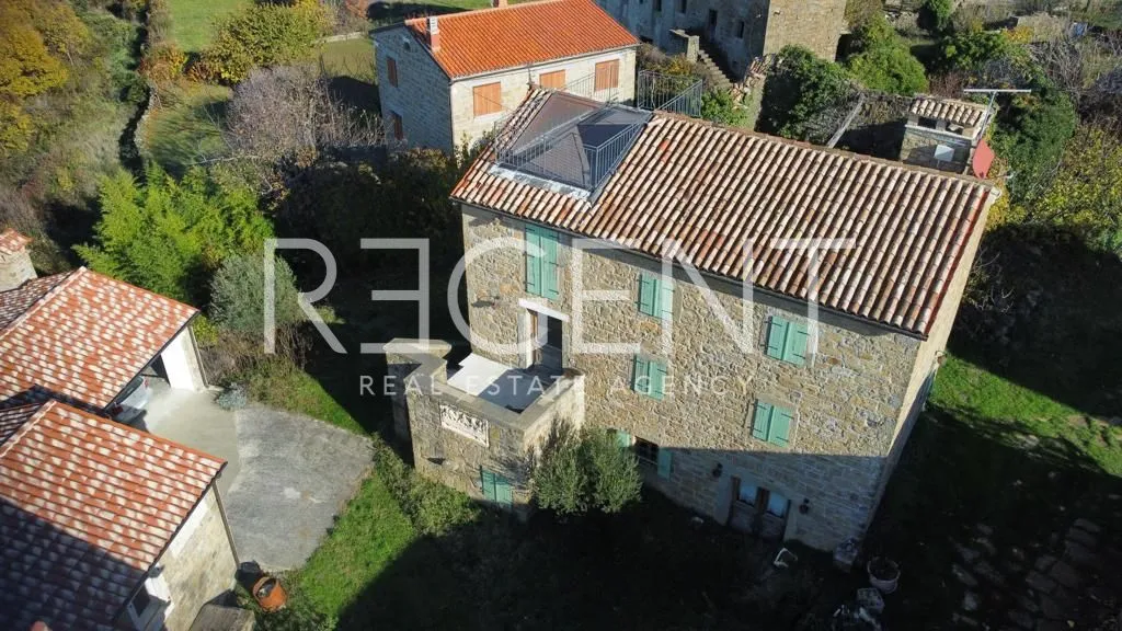 istra, brič - prekrasna kamena kuća 270 m2 - slika 6