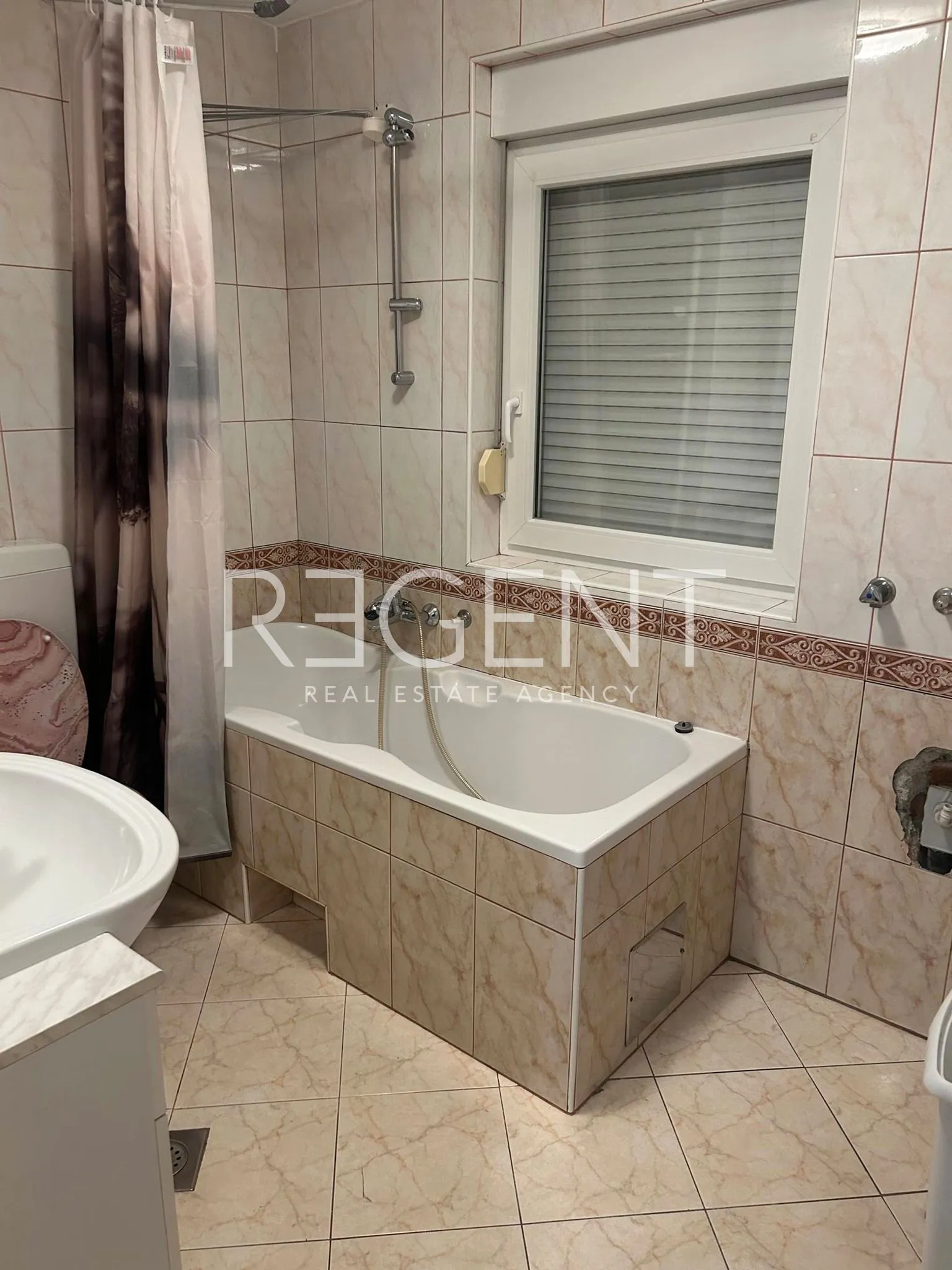 zagreb, remete - dvosoban stan 56 m2 najam - slika 6