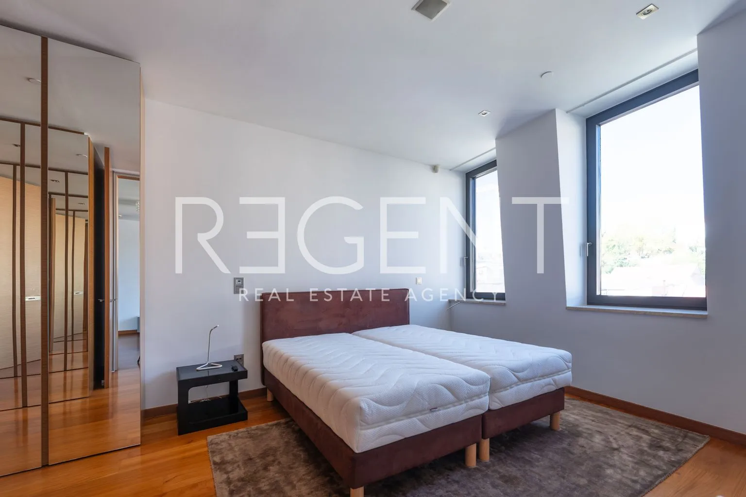 zagreb, centar - elegantan trosoban stan u srcu zagreba - slika 8