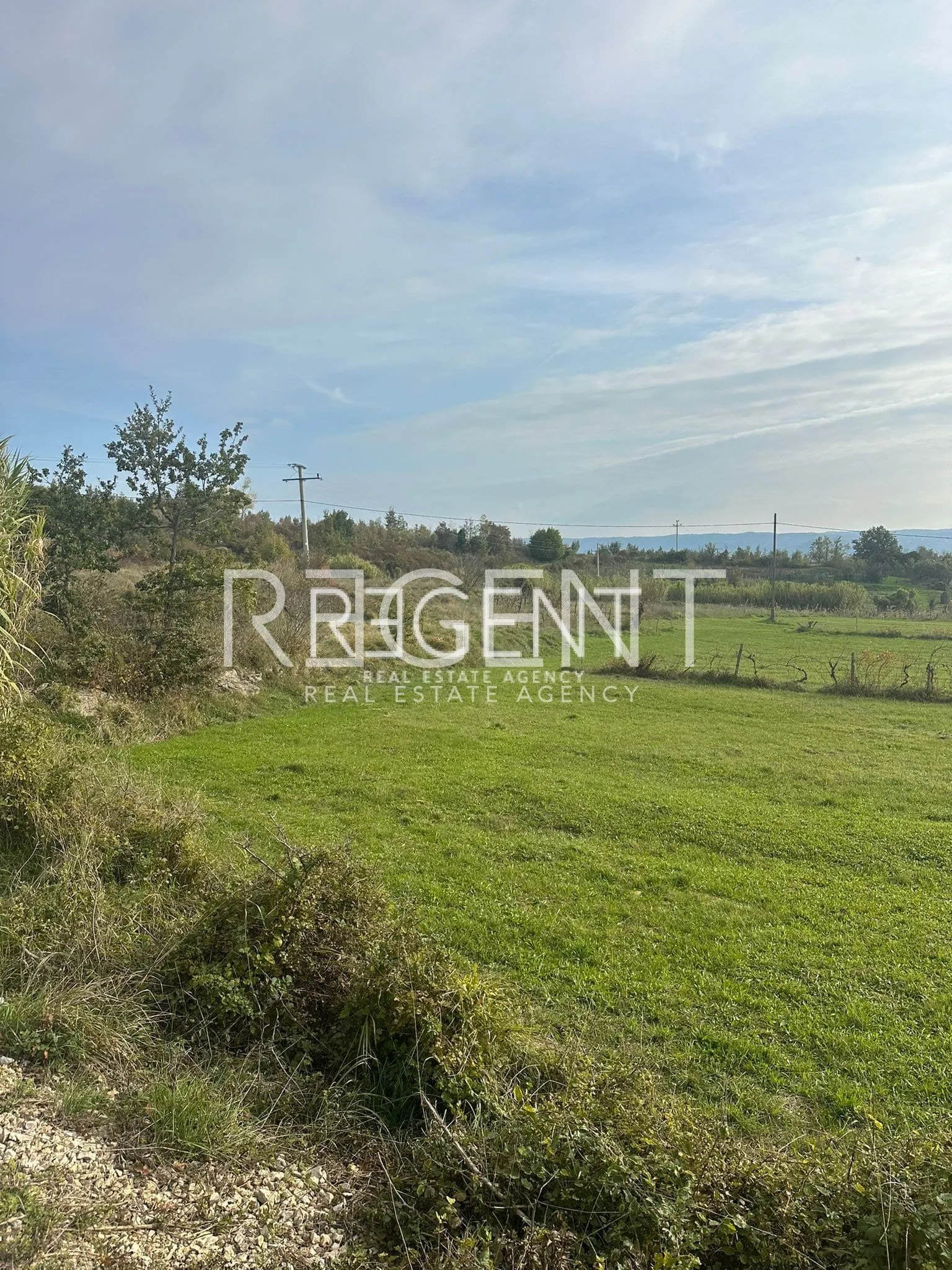 istra, oprtalj – građevinsko zemljišto s projektom - slika 9
