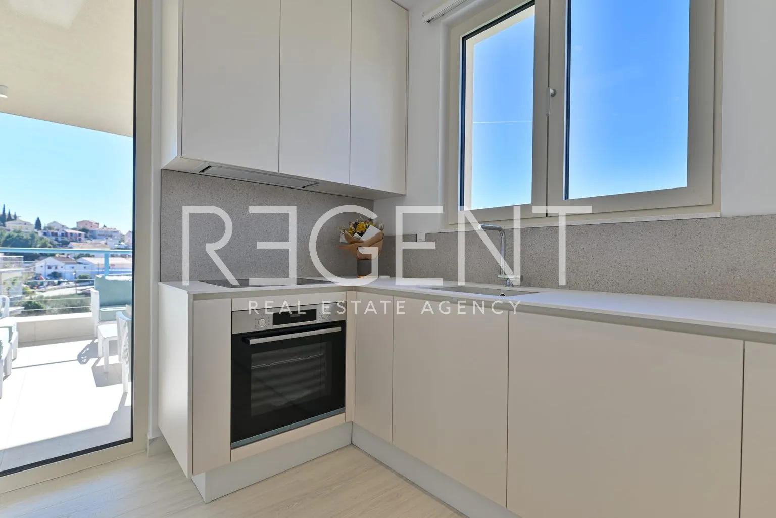 seget vranjica – moderna duplex vila s dva bazena i pogledom na more - slika 32